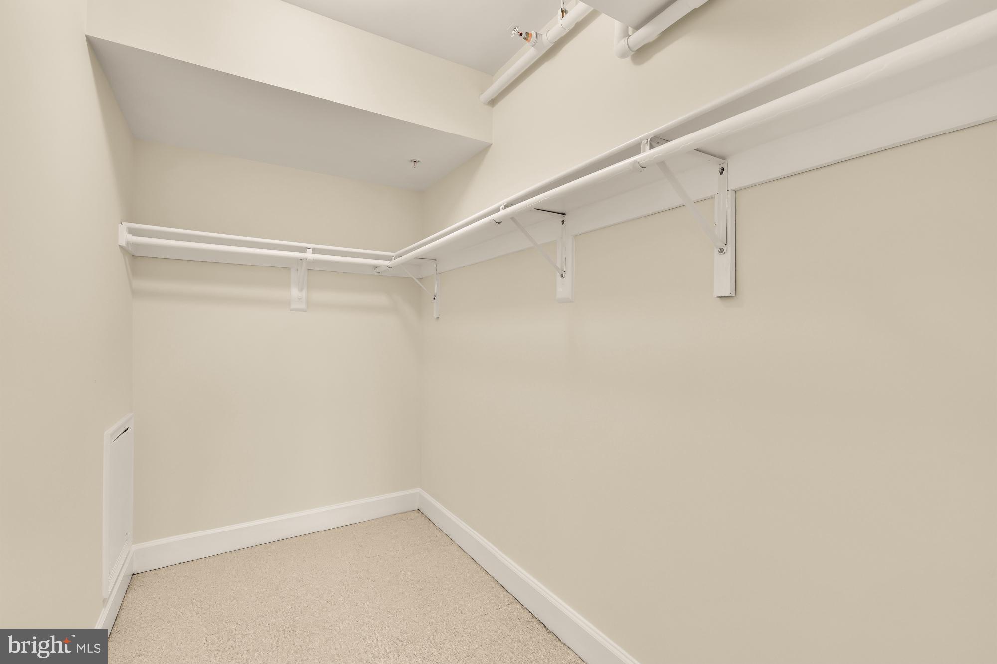 3804 Rodman Street Northwest, Unit 303 Washington, DC 20016 - Photo 29 of 32 a view of small space