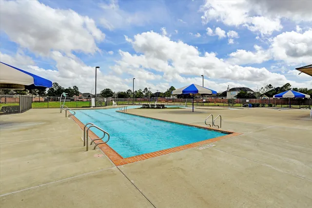 $3,800 | 11404 Island Manor Street, Pearland, TX 77584