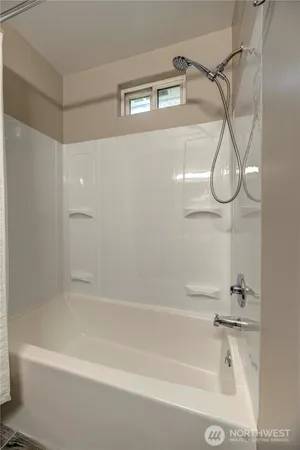 $339,950 | 211 West Harvard Avenue, Shelton, WA 98584