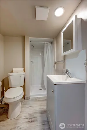 $339,950 | 211 West Harvard Avenue, Shelton, WA 98584