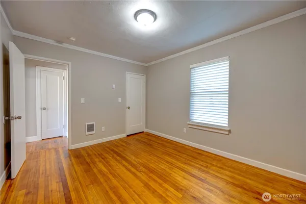 $339,950 | 211 West Harvard Avenue, Shelton, WA 98584