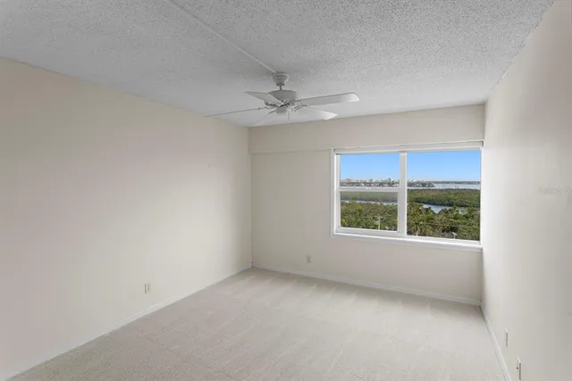 $795,000 | 1750 Benjamin Franklin Drive, Unit 9G, Sarasota, FL 34236