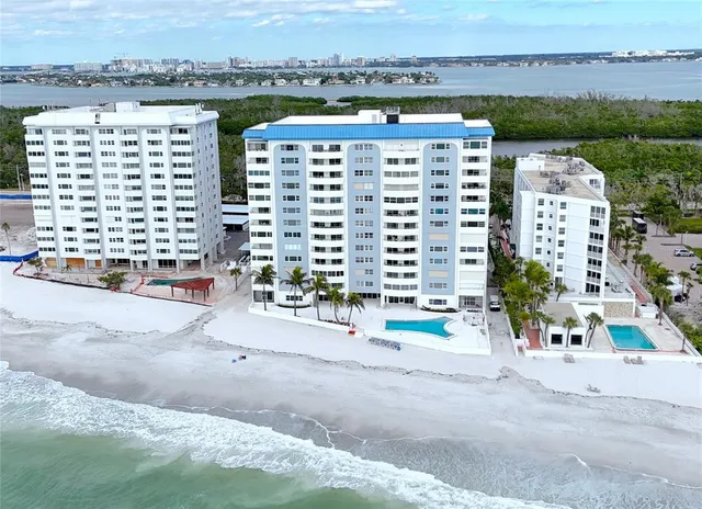 $795,000 | 1750 Benjamin Franklin Drive, Unit 9G, Sarasota, FL 34236