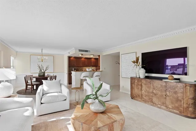 $795,000 | 1750 Benjamin Franklin Drive, Unit 9G, Sarasota, FL 34236