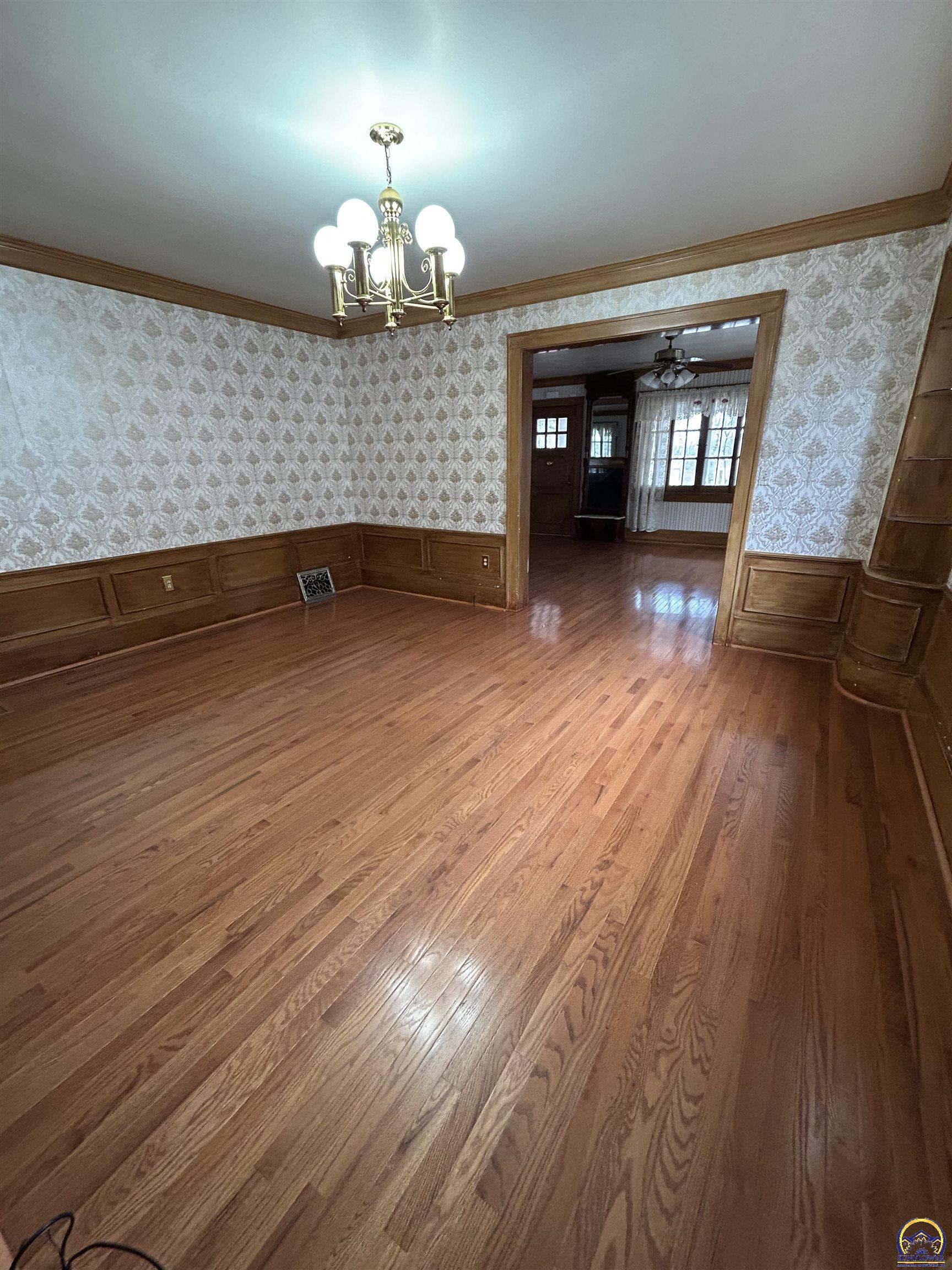 1513 Rural Street Emporia, KS 66801 - Photo 14 of 30 Dining Room