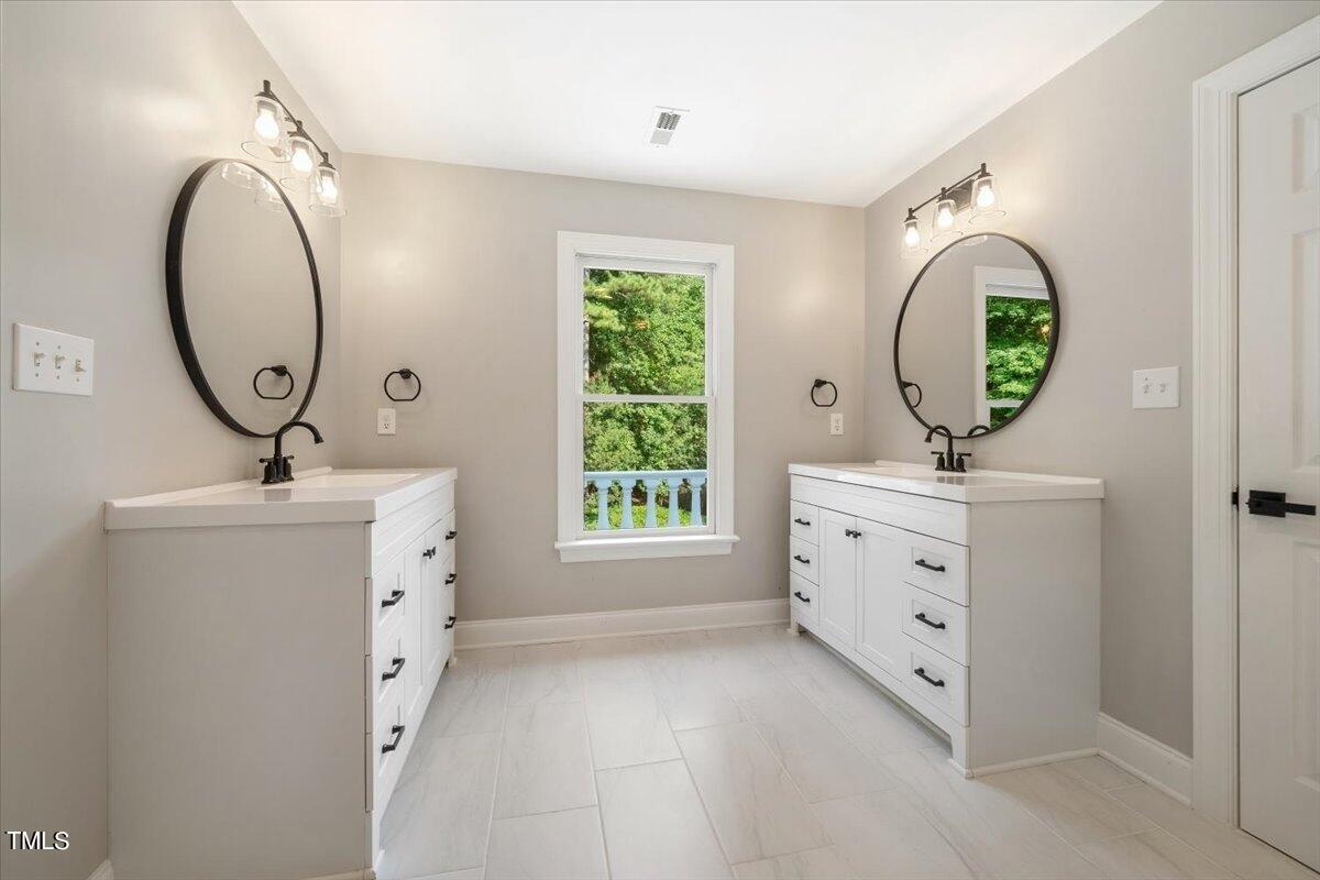 6300 Swallow Cove Lane Raleigh, NC 27614 - Photo 38 of 67 35-aINT_029