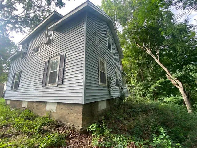 $219,500 | 14 Robinson Avenue, Bennington, VT 05201