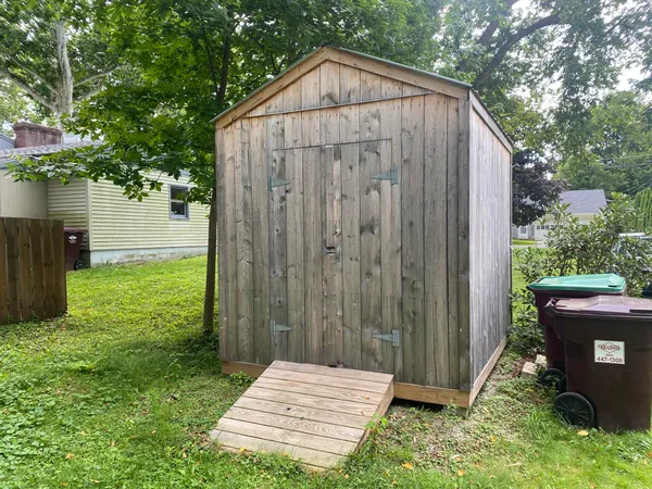 $219,500 | 14 Robinson Avenue, Bennington, VT 05201