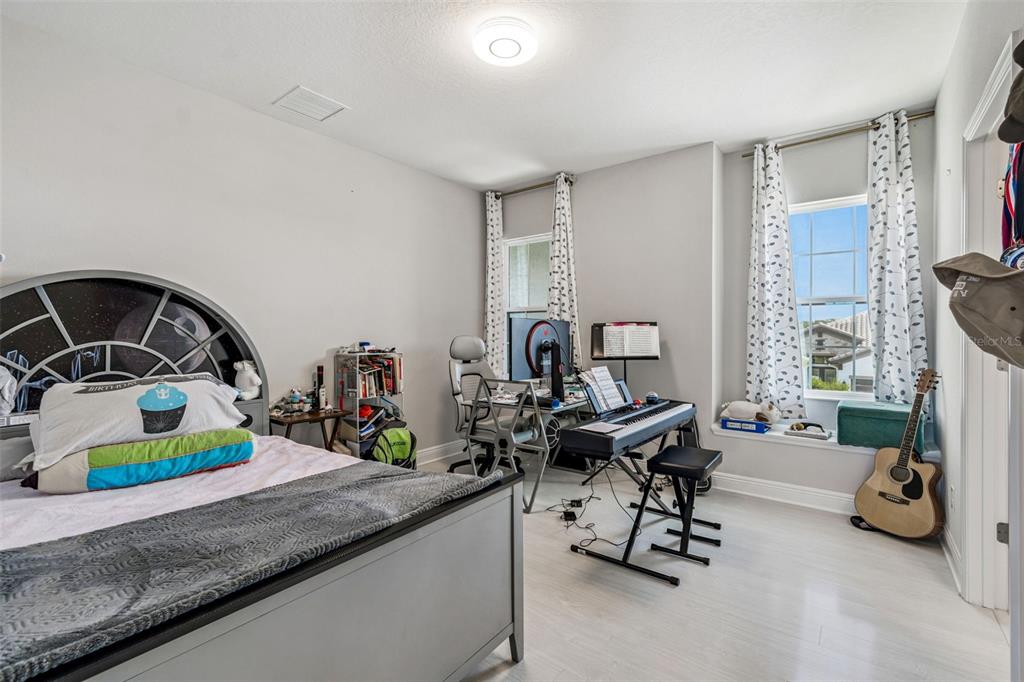 10863 Rustic Timber Loop San Antonio, FL 33576 - Photo 36 of 56 a view of a room with gym equipment