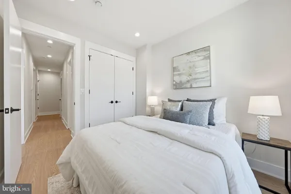 $4,299 | 2134 Wisconsin Avenue Northwest, Unit 4, Washington, DC 20007