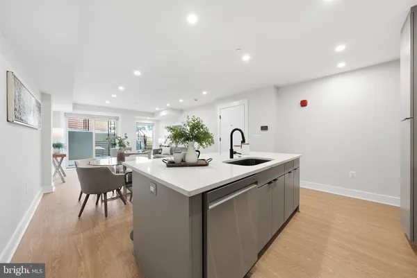$4,299 | 2134 Wisconsin Avenue Northwest, Unit 4, Washington, DC 20007