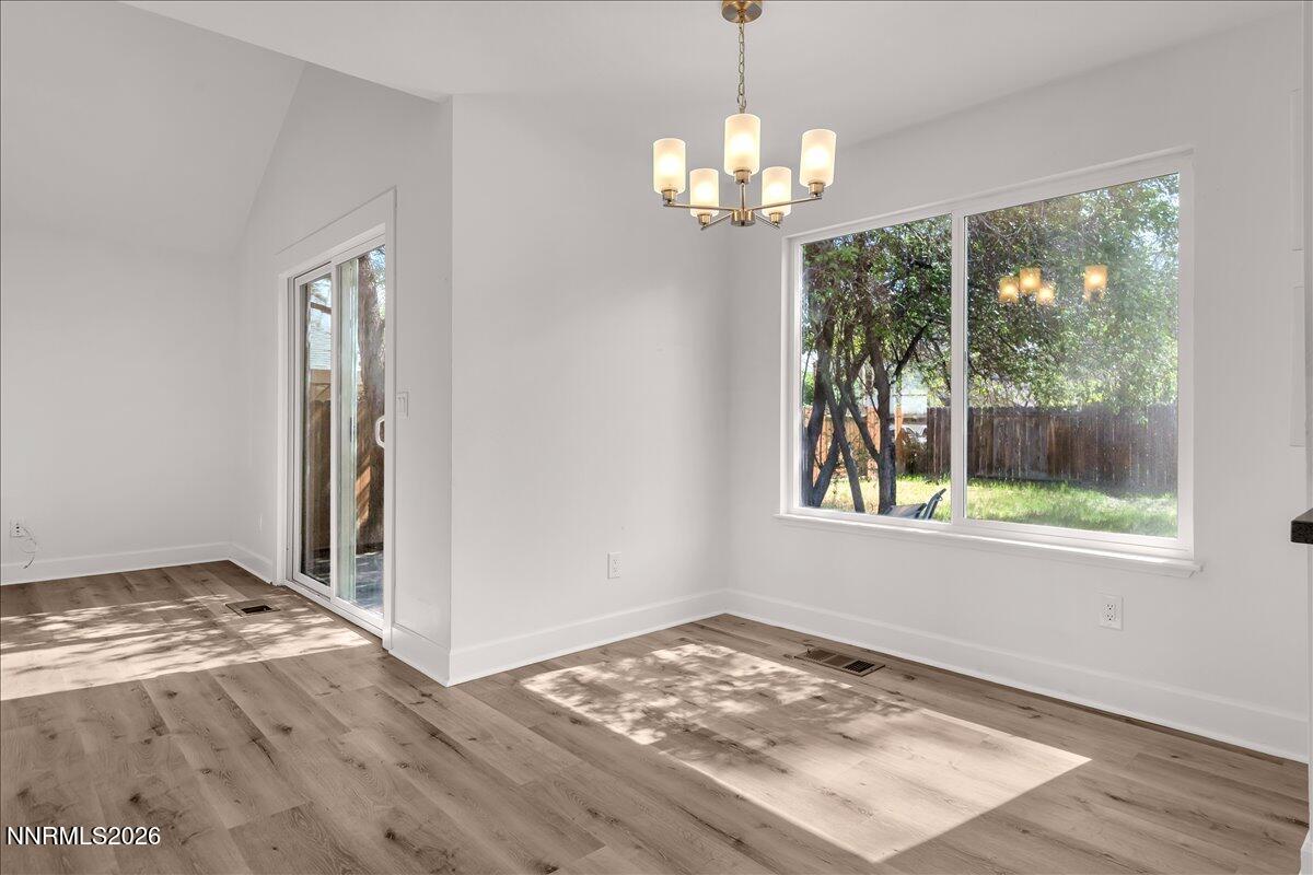 2750 Pajaro Place Reno, NV 89502 - Photo 8 of 28 10-Pajaro-010