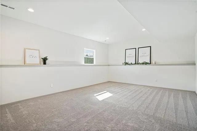 $439,900 | 1022 Jasmine Drive, Liberty, MO 64068