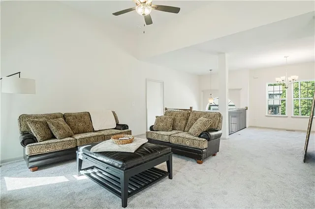 $439,900 | 1022 Jasmine Drive, Liberty, MO 64068