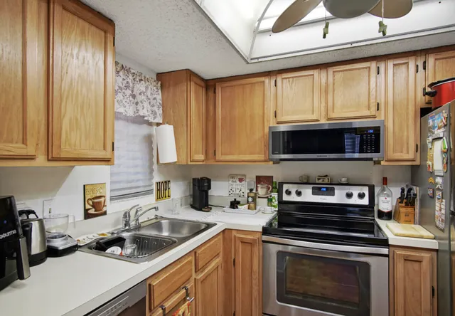 $179,000 | 2432 Southeast Garden Terrace, Unit 703, Port St. Lucie, FL 34952