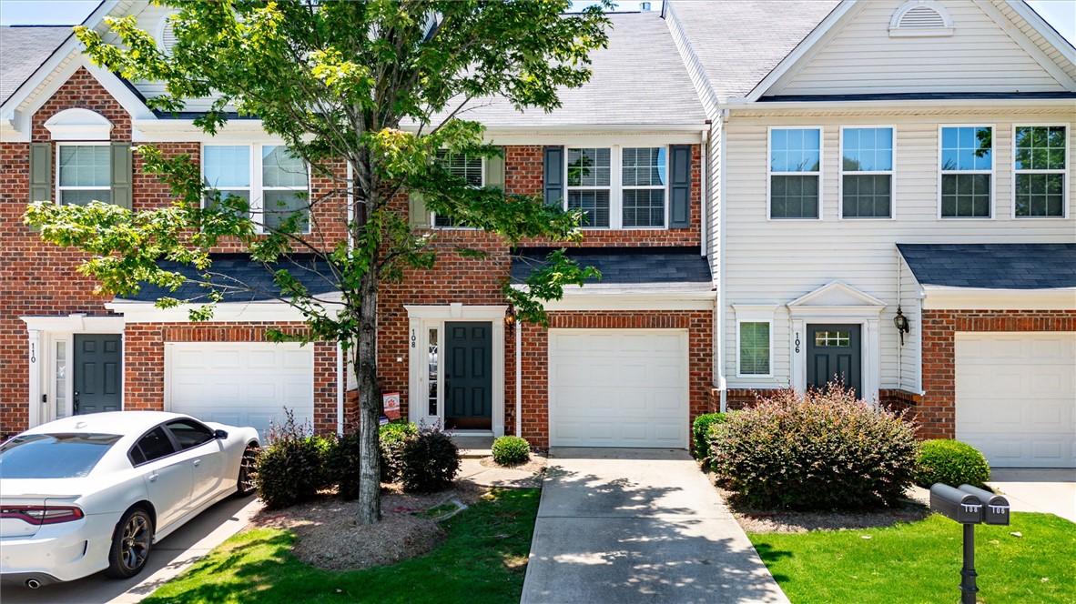 108 Awendaw Way Greenville, SC 29607 - Photo 1 of 29