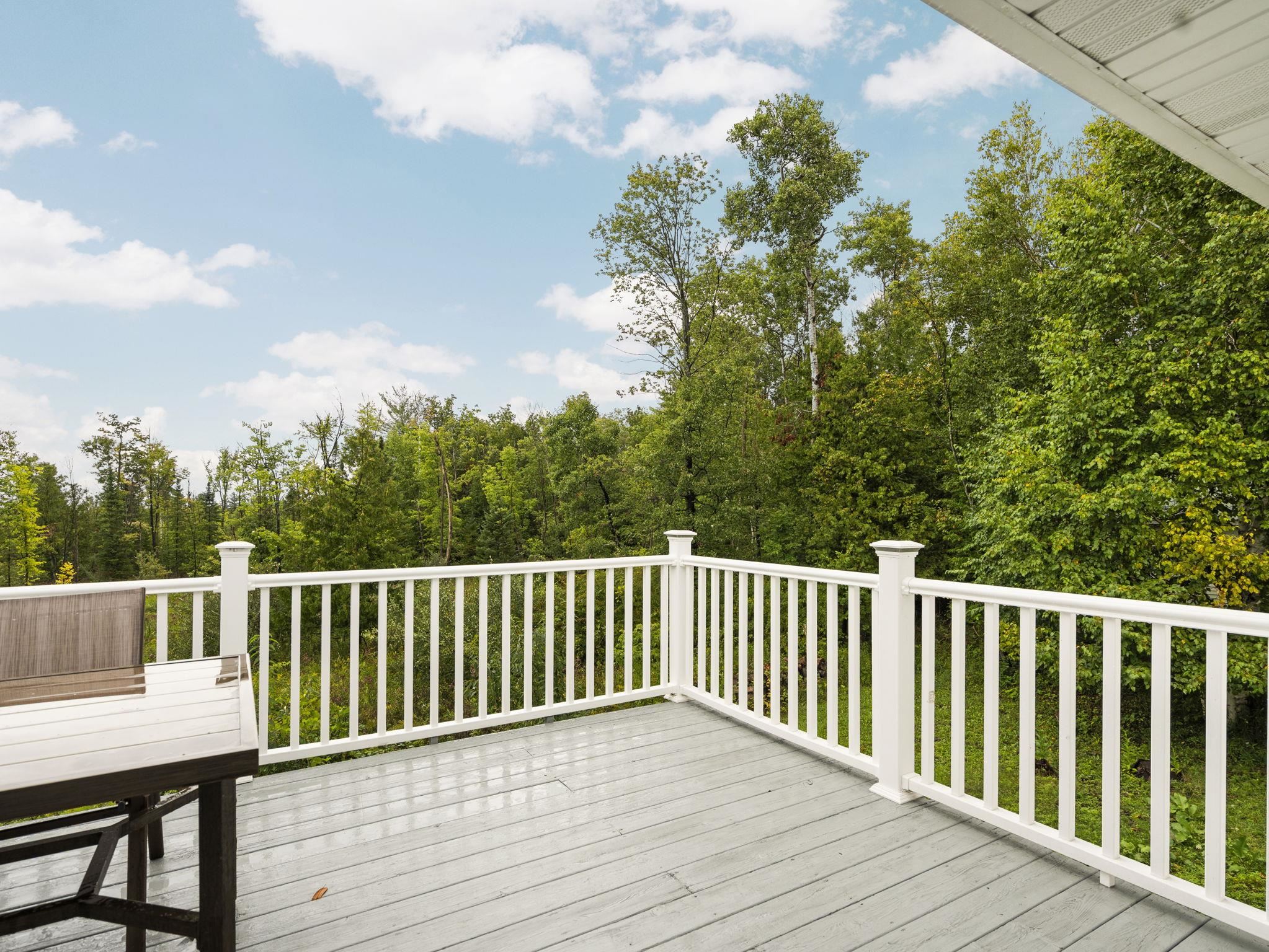 1719 Vanderlip Road Traverse City, MI 49686 - Photo 10 of 55 Gallery Image 10