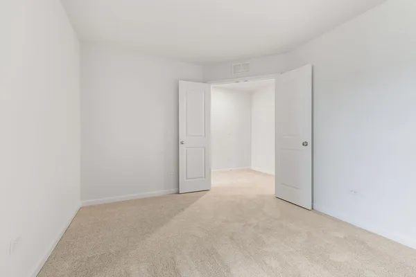 $3,095 | 672 Switchgrass Way, Unit 58005, Bolingbrook, IL 60490
