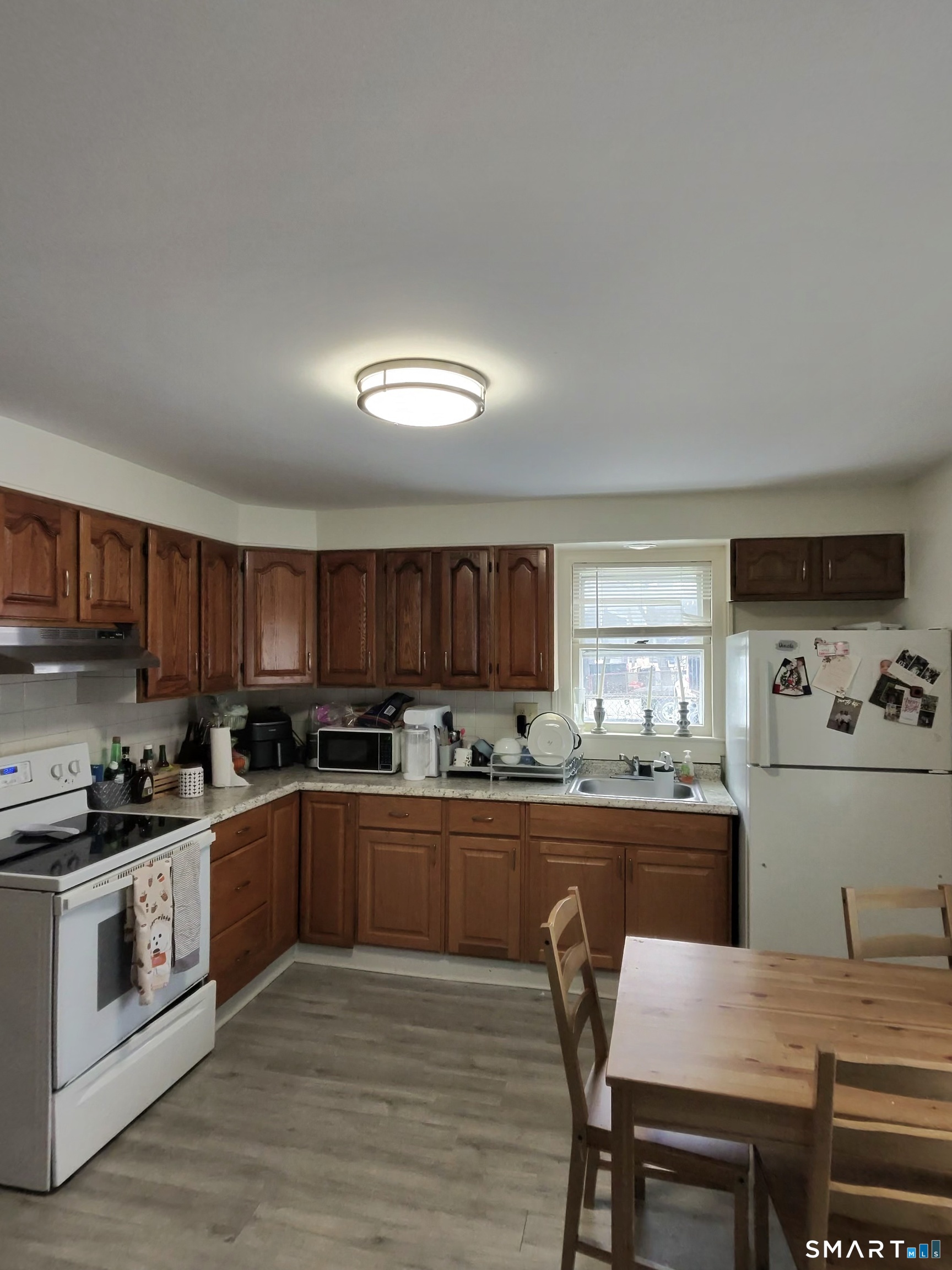 39 Balmforth Avenue Danbury, CT 06810 - Photo 5 of 13