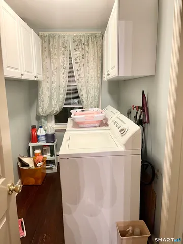 $599,999 | 39 Balmforth Avenue, Danbury, CT 06810