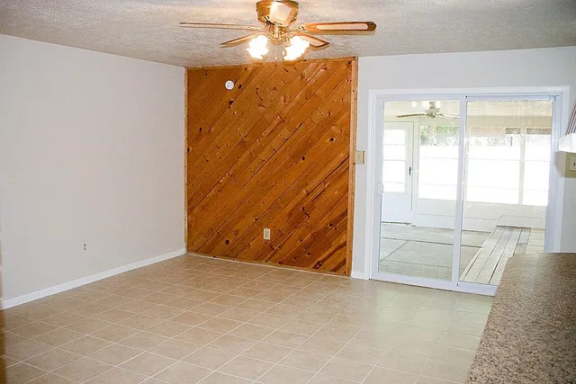 $1,725 | 24122 Rafter 3 Drive, Hockley, TX 77447