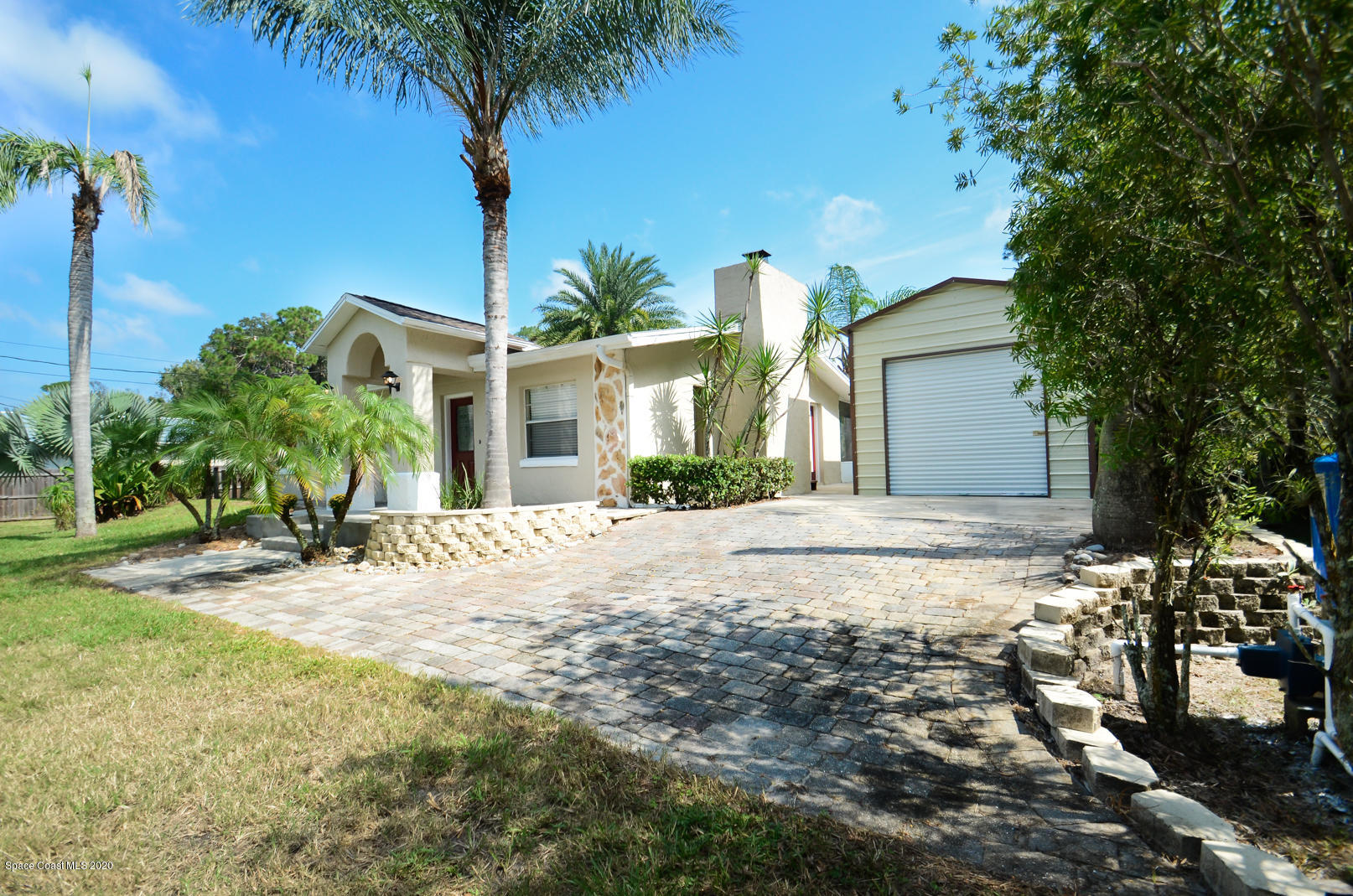 249 Flamingo Road Oak Hill, FL 32759 - Photo 2 of 33 DSC_1763