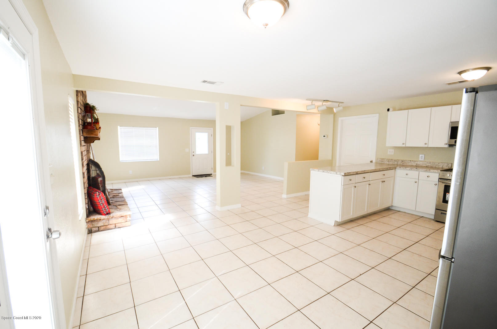 249 Flamingo Road Oak Hill, FL 32759 - Photo 12 of 33 DSC_1507