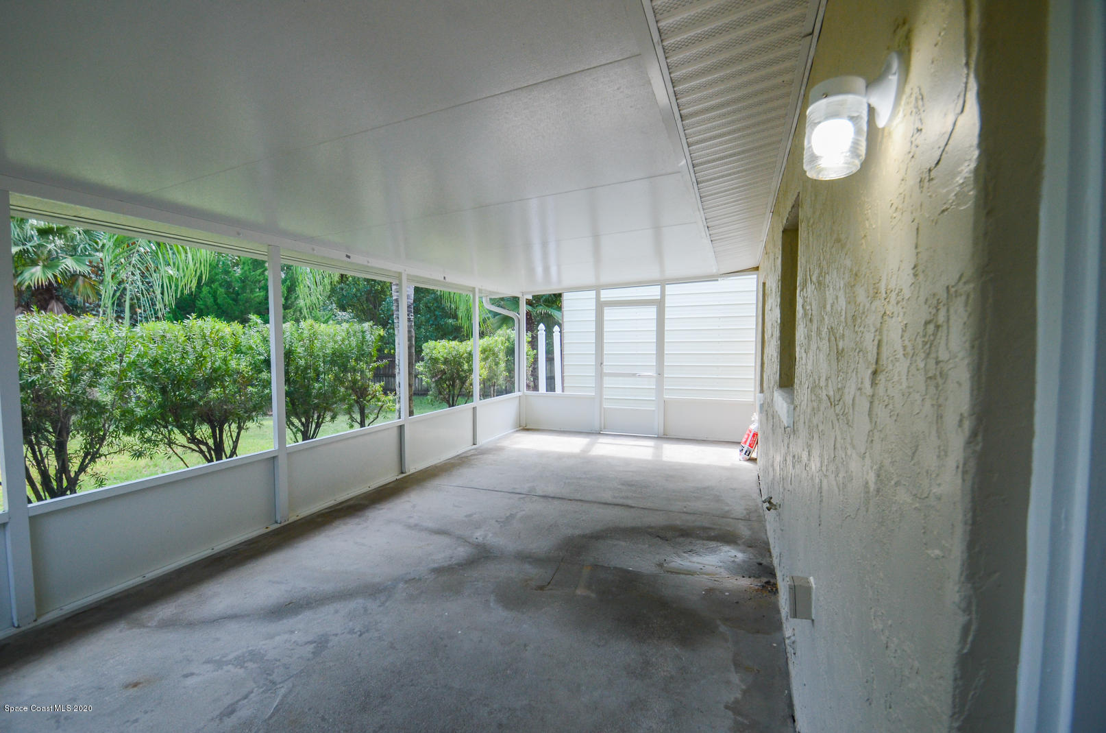 249 Flamingo Road Oak Hill, FL 32759 - Photo 24 of 33 DSC_1808