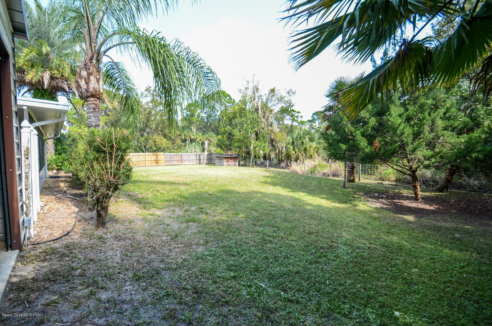 249 Flamingo Road Oak Hill, FL 32759 - Photo 30 of 33 DSC_1826