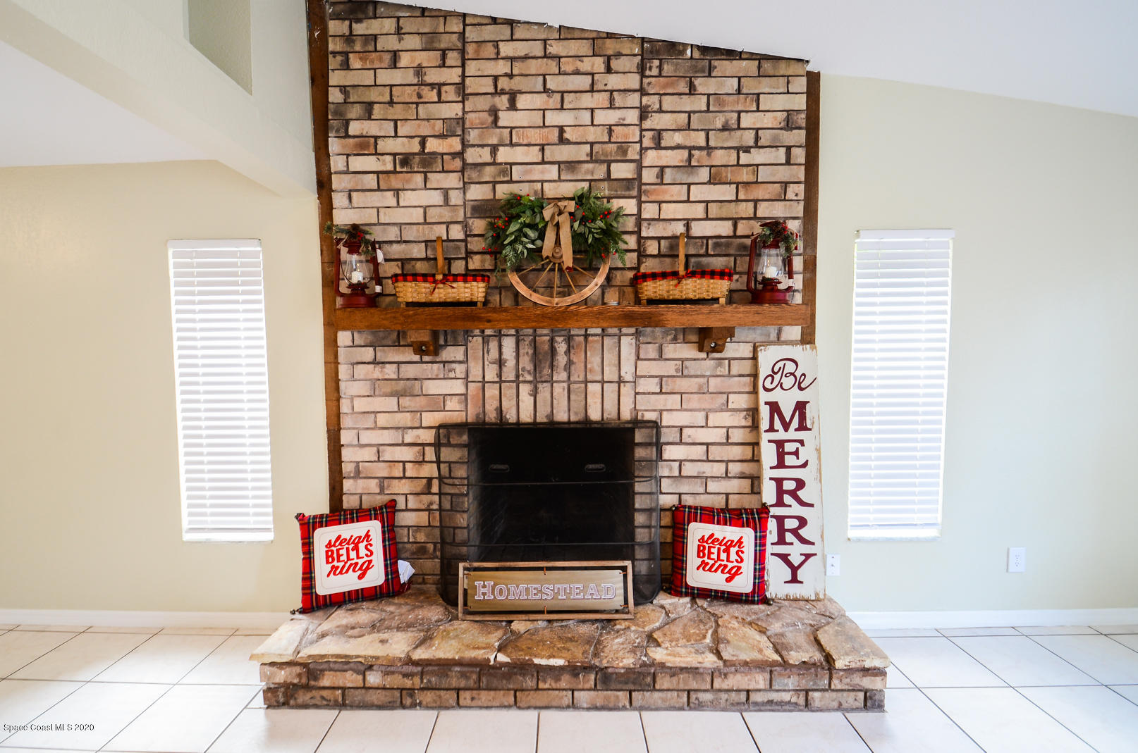249 Flamingo Road Oak Hill, FL 32759 - Photo 6 of 33 DSC_1516