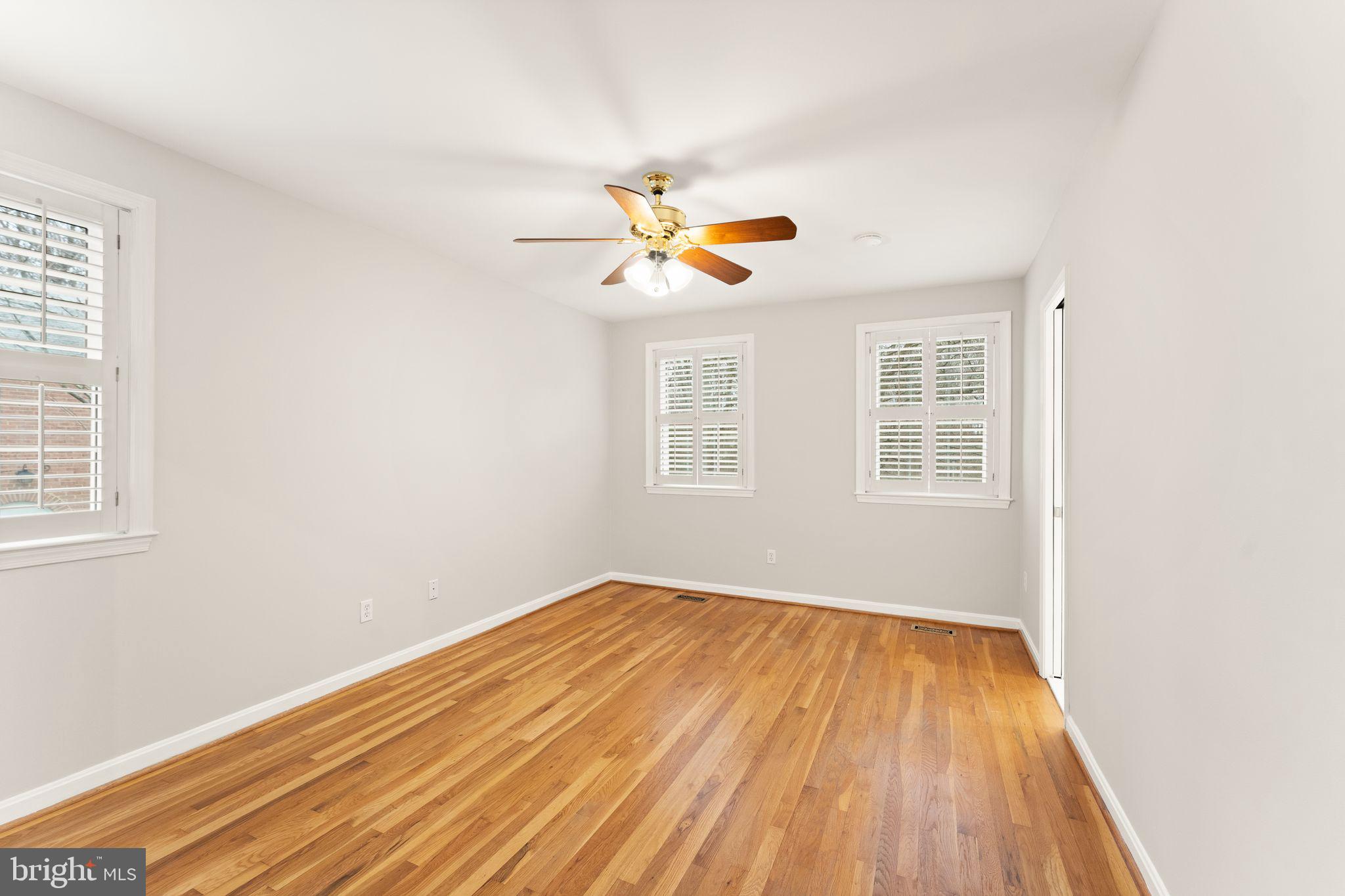9710 Cardinal Road Fairfax, VA 22030 - Photo 23 of 51 Primary bedroom