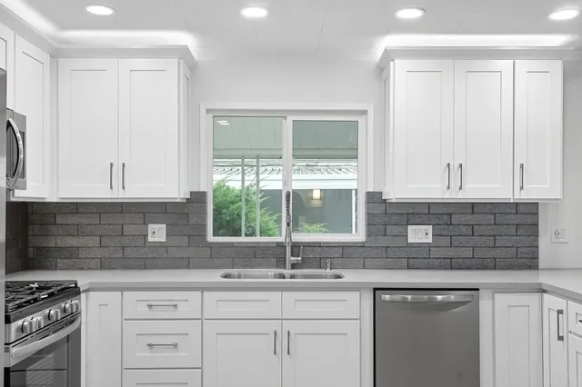 $199,500 | 2250 North Broadway, Unit 4, Escondido, CA 92026