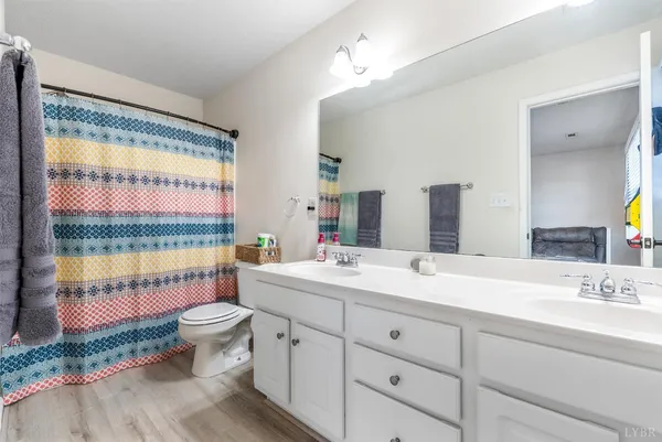 $289,900 | 651 Wyndhurst Drive, Lynchburg, VA 24502