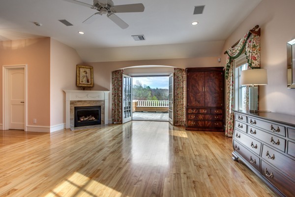 132 Marrett Road Lexington, MA 02421 - Photo 20 of 28 Gallery Image 20