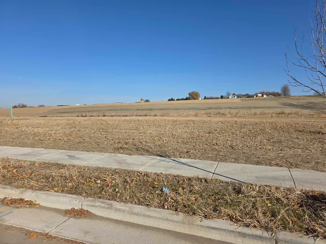 $139,900 | Lot 18 Kings Lynn, Stoughton, WI 53589