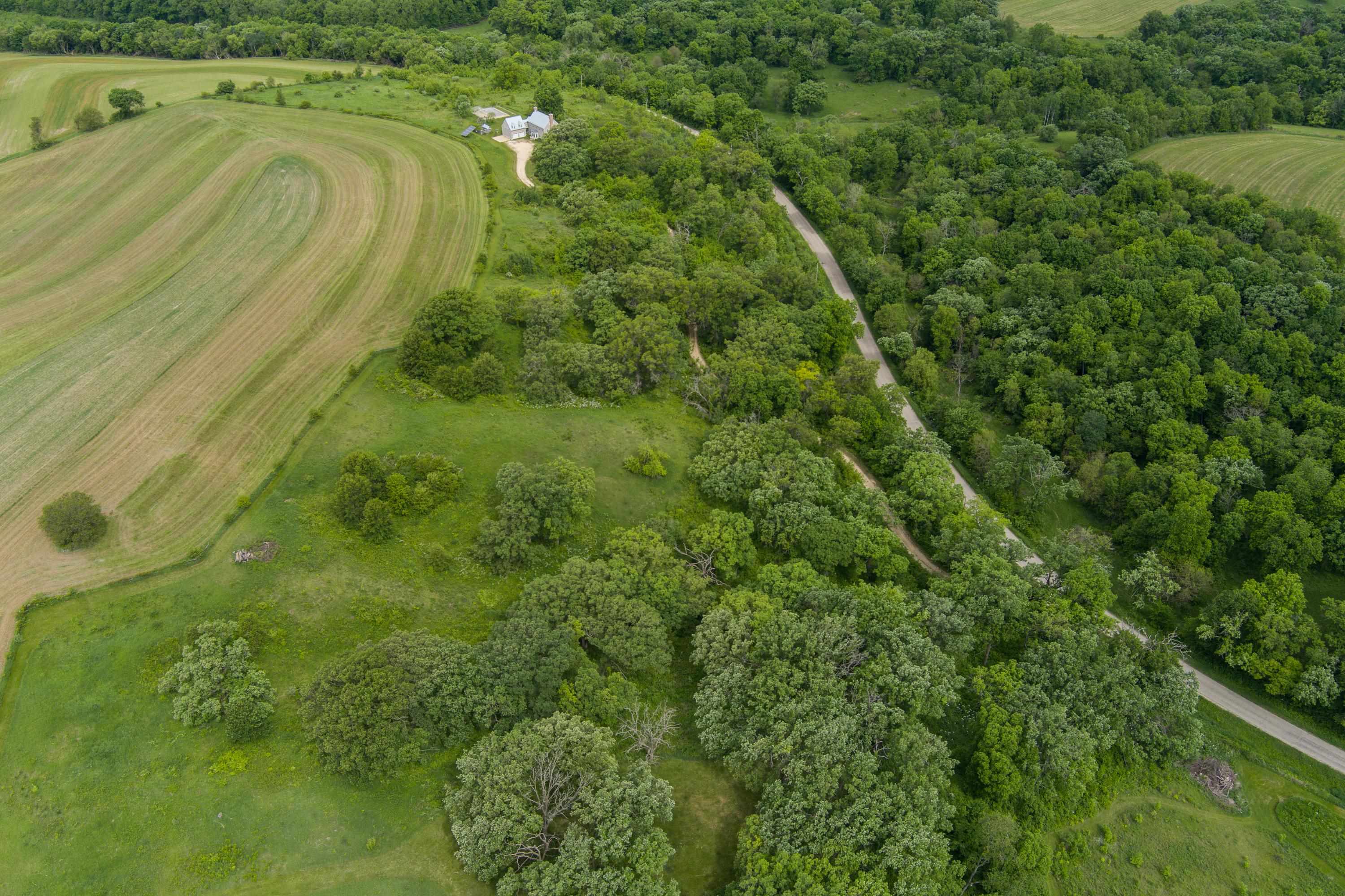 4275 Norwegian Hollow Road Dodgeville, WI 53533 - Photo 57 of 71