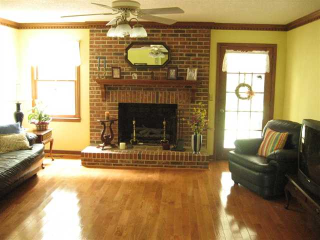 413 Quail Run Circle Fountain Inn, SC 29644 - Photo 2 of 7 Gallery Image 2