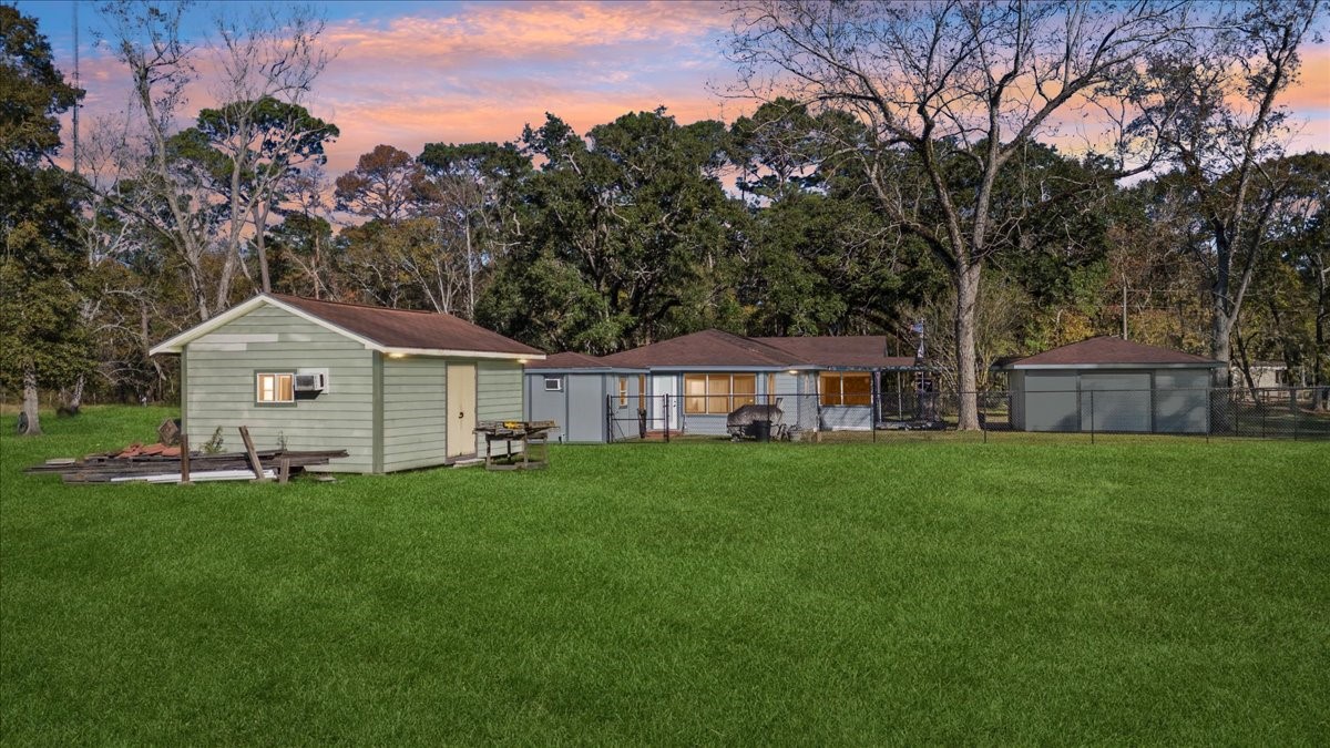 313 Roy Road Wallisville, TX 77597 - Photo 31 of 38