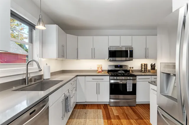 $529,000 | 1 Sienna Lane, Essex Junction, VT 05452