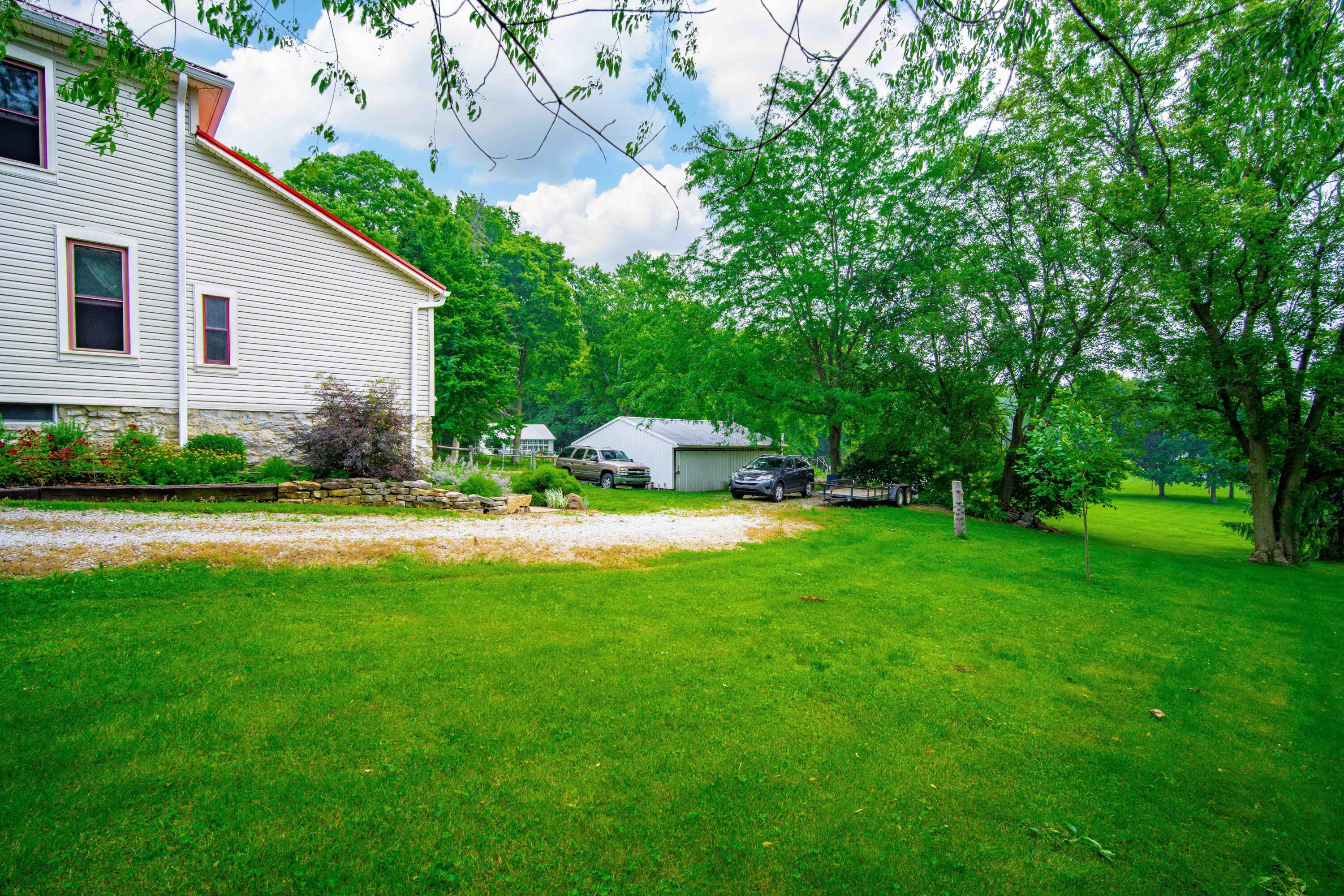 1938 South Burnett Road Springfield, OH 45505 - Photo 8 of 31
