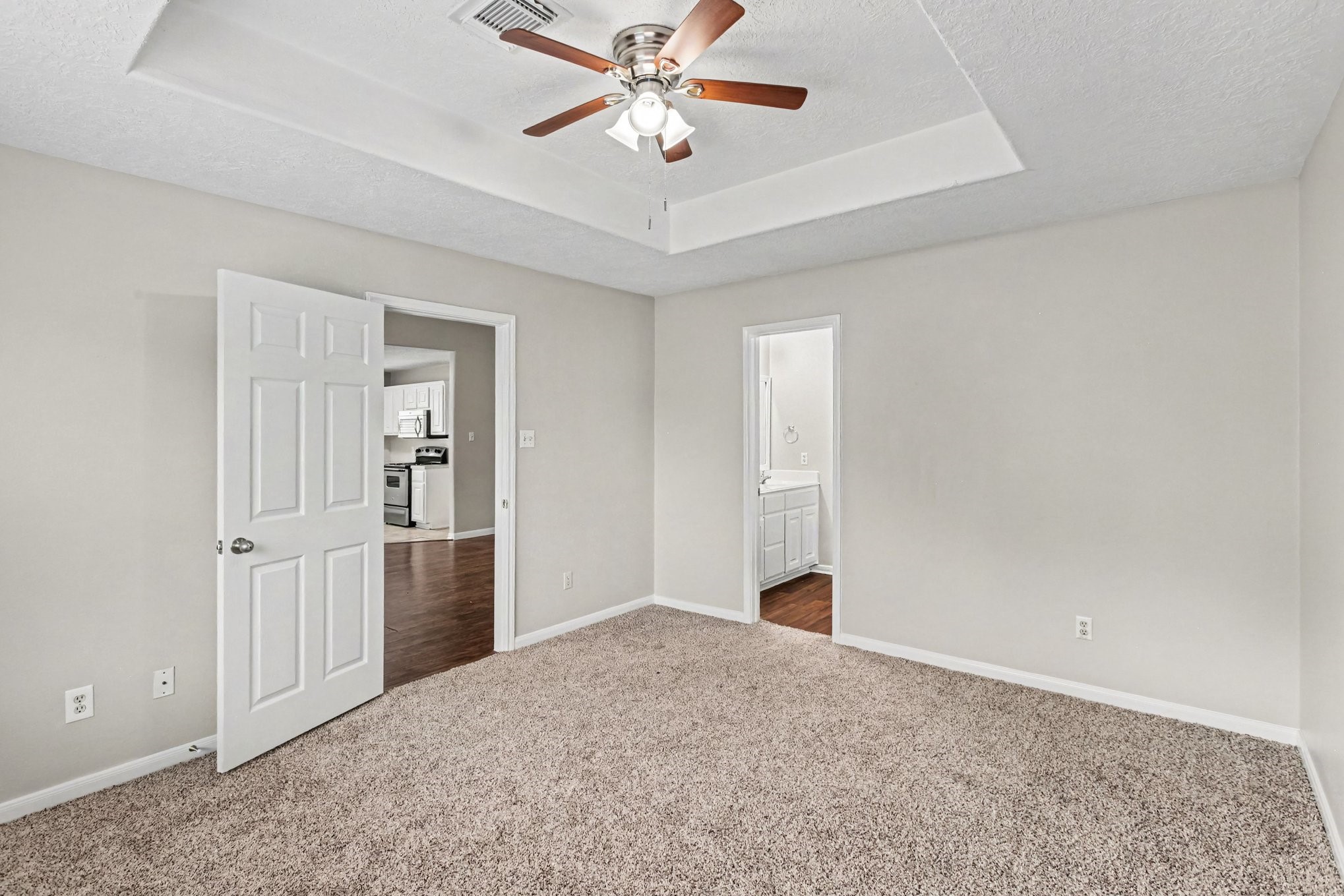 4914 Comal River Loop Spring, TX 77386 - Photo 9 of 16