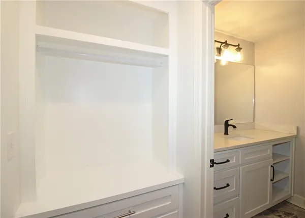 $2,300 | 49 New Street, Buford, GA 30518