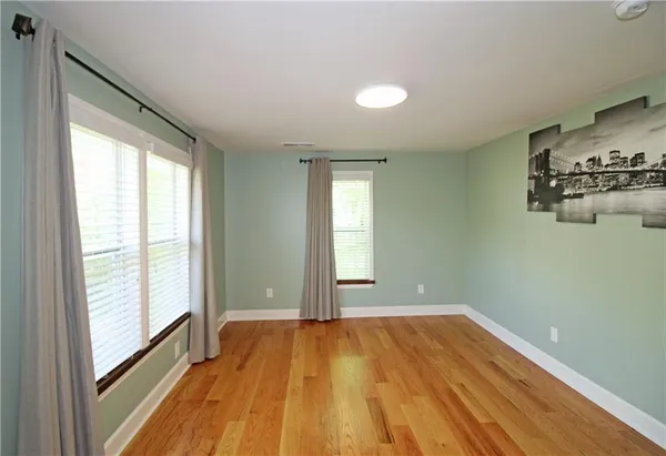 $2,300 | 49 New Street, Buford, GA 30518