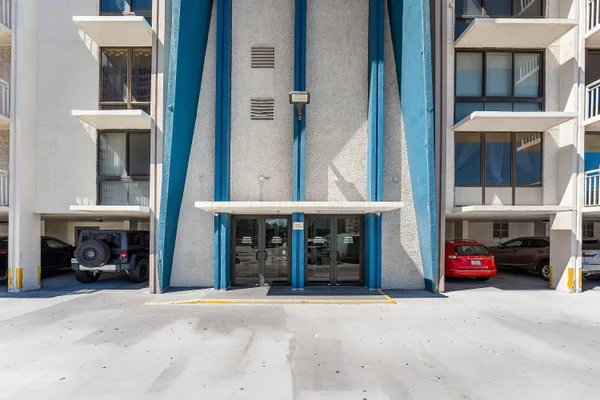 $3,500 | 1600 South Ocean Drive, Unit 7H, Hollywood, FL 33019