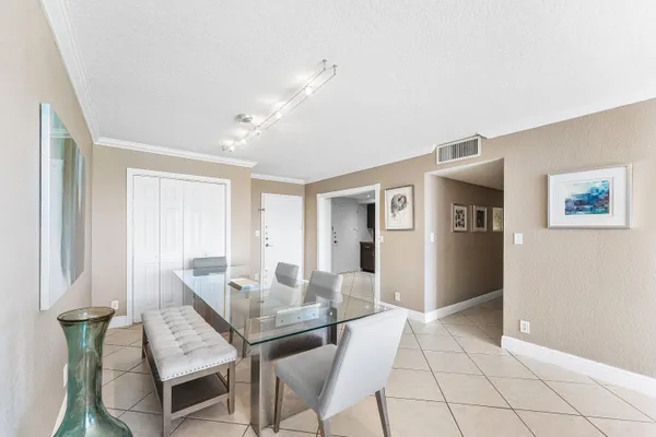 $3,500 | 1600 South Ocean Drive, Unit 7H, Hollywood, FL 33019