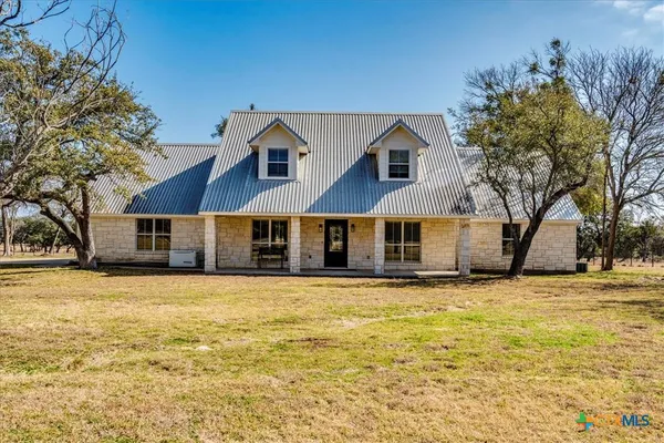 $1,100,000 | 8301 Brewer Lane, Salado, TX 76571