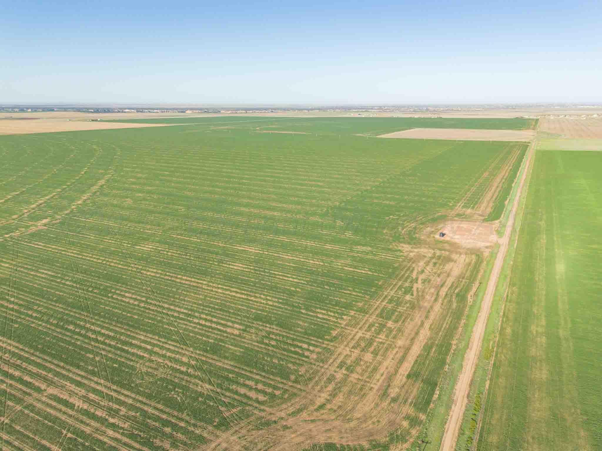 33 Pullman Development Tract Claude, TX 79019 - Photo 11 of 23 a view of an ocean from a balcony
