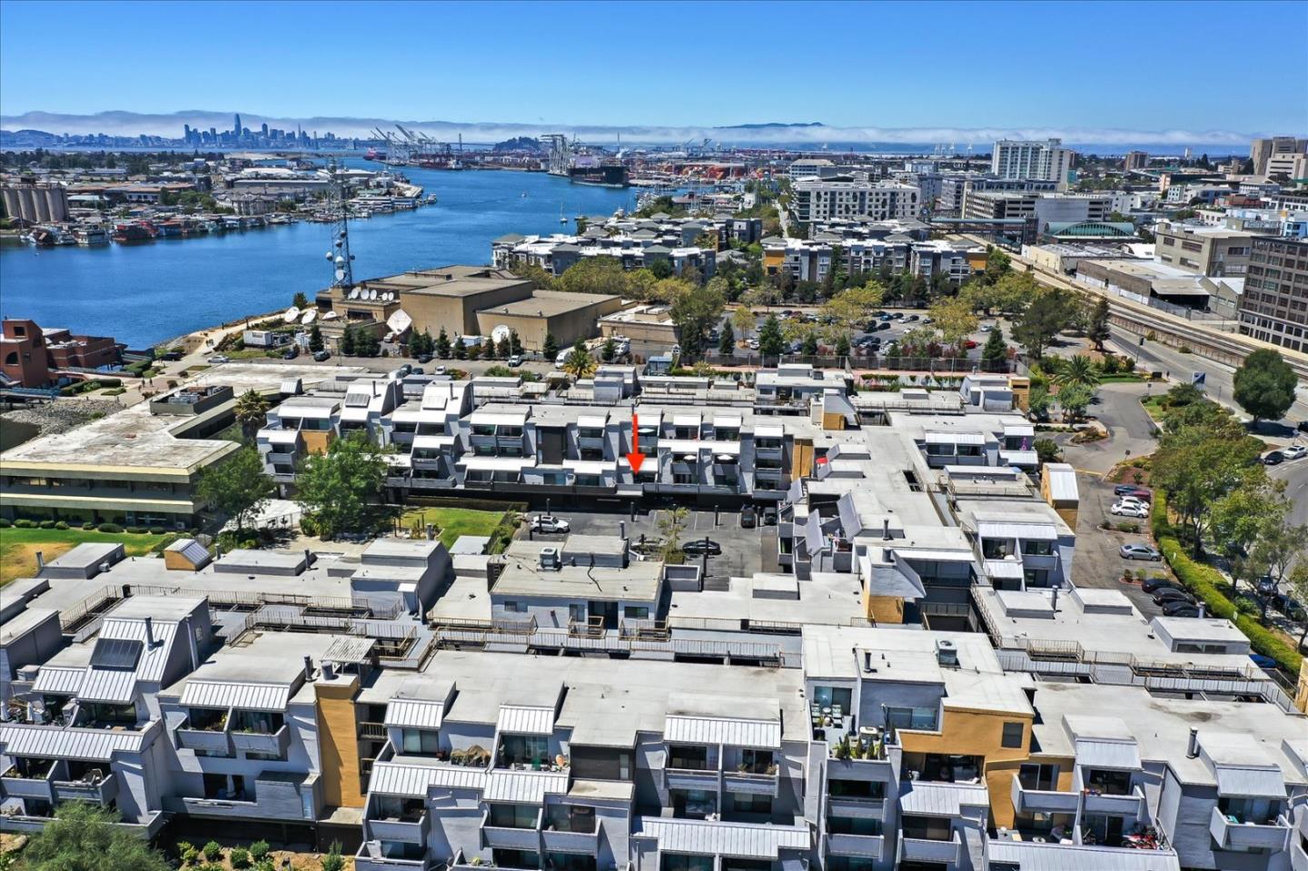 7 Embarcadero West, Unit 115 Oakland, CA 94607 - Photo 22 of 39 a view of a city