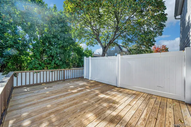 $4,875 | 105 Bradford Street, Unit 1, Harrison, NY 10528