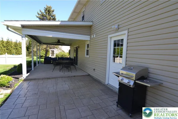 $2,800 | 3071 Athena Drive, Bethlehem, PA 18017